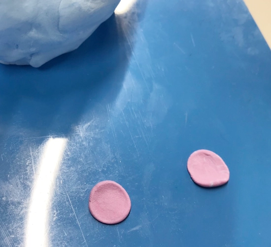 あじさいふうりんの作り方|花びらを作る