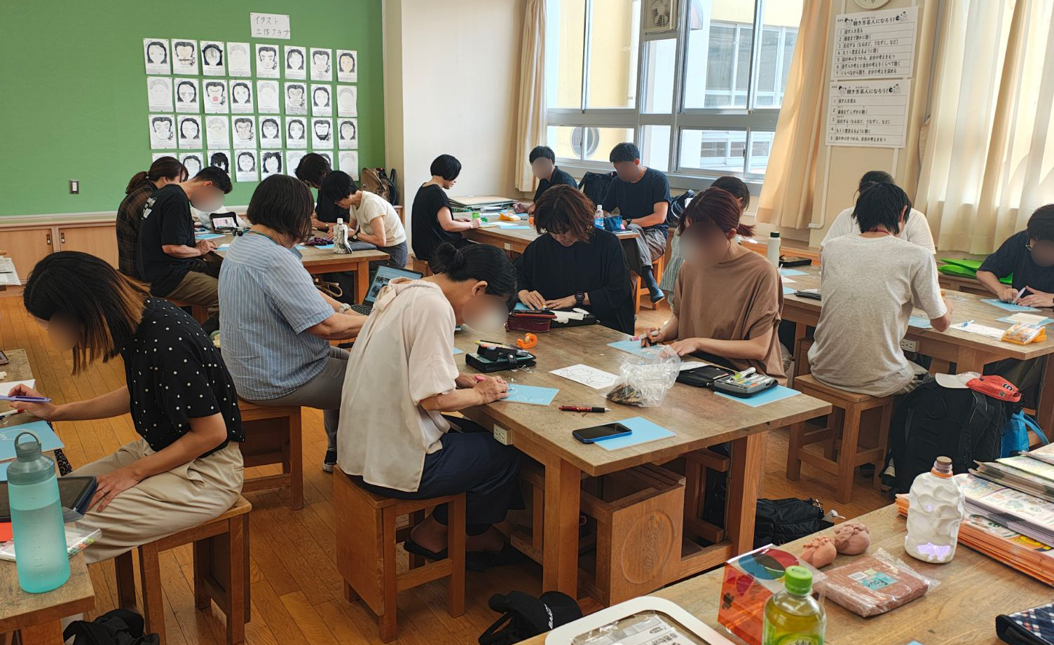 北河内図画工作研究会 ～彫り進み版画～の画像